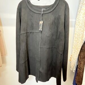 Women’s Black Faux Suede-Look Tunic Top